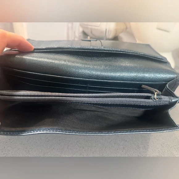 GUCCI Continental Wallet, EUC, Green - Picture 7 of 12